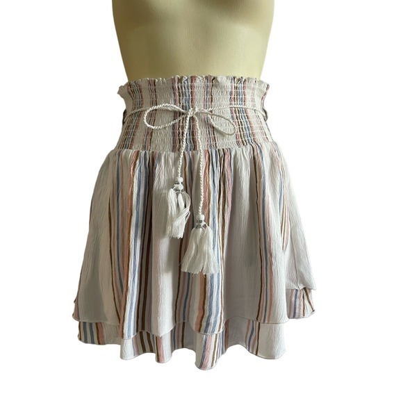 Cover Up Skirt No Brand‎ or Care Labels Please See Photos - Picture 1 of 5